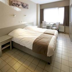 De Golf (Hotel)