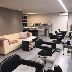 S & J Hairstyling