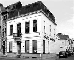Victor-Victoria