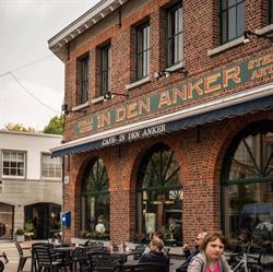 Anker in Den)