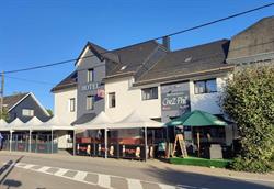 Le Central "CheZ Phil"