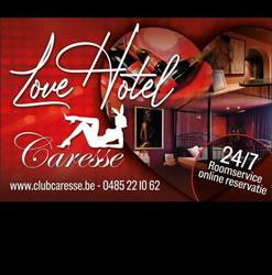 Caresse, Hôtel