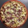 pizza de la pizzeria il gusto à bassenge