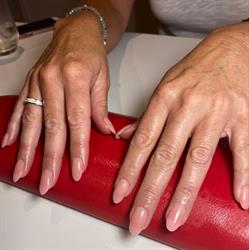 Nails by Mendela