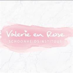 Valerie en rose
