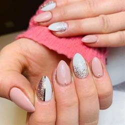 UniQue Nails & Beauty