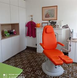 Marie Laure Trassart Pédicure médicale         Vernis semi-permanents
