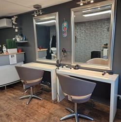Au Petit Salon