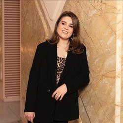 Toujours Belle, hair , Make-up and Nails by Emmely
