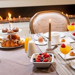 ADAMAS B&B