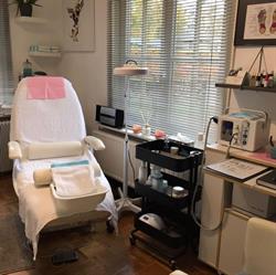 Walking Feet gediplomeerde medische pedicure en voetreflexologie