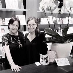 Instituut Boutique Parfumerie Dina