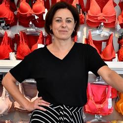 LinElly Lingerie