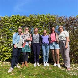 't Moederhuys, vroedvrouwenteam