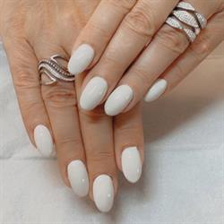 Apache Nails Zohra