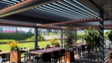 pergola bioclimatique O MAGASIN Liege.jpg