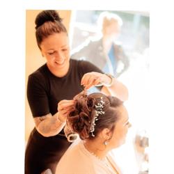 Tha.vi hairstyling