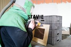 STAVIE - luchtgommen & afwerken van meubelen