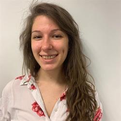 Fanny Waroquier - Osteopathe D. O. et kinésithérapeute à Bruxelles