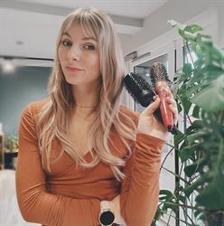 TheHairstylist Sarah