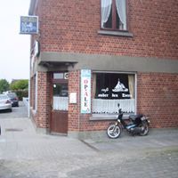 Onder Den Toren