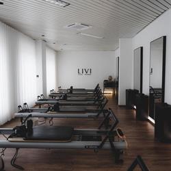 Livi Pilates Reformer