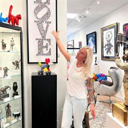 little art gallery