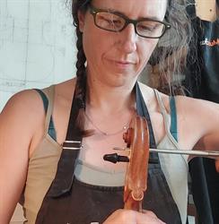 Jessica De Saedeleer, Luthier